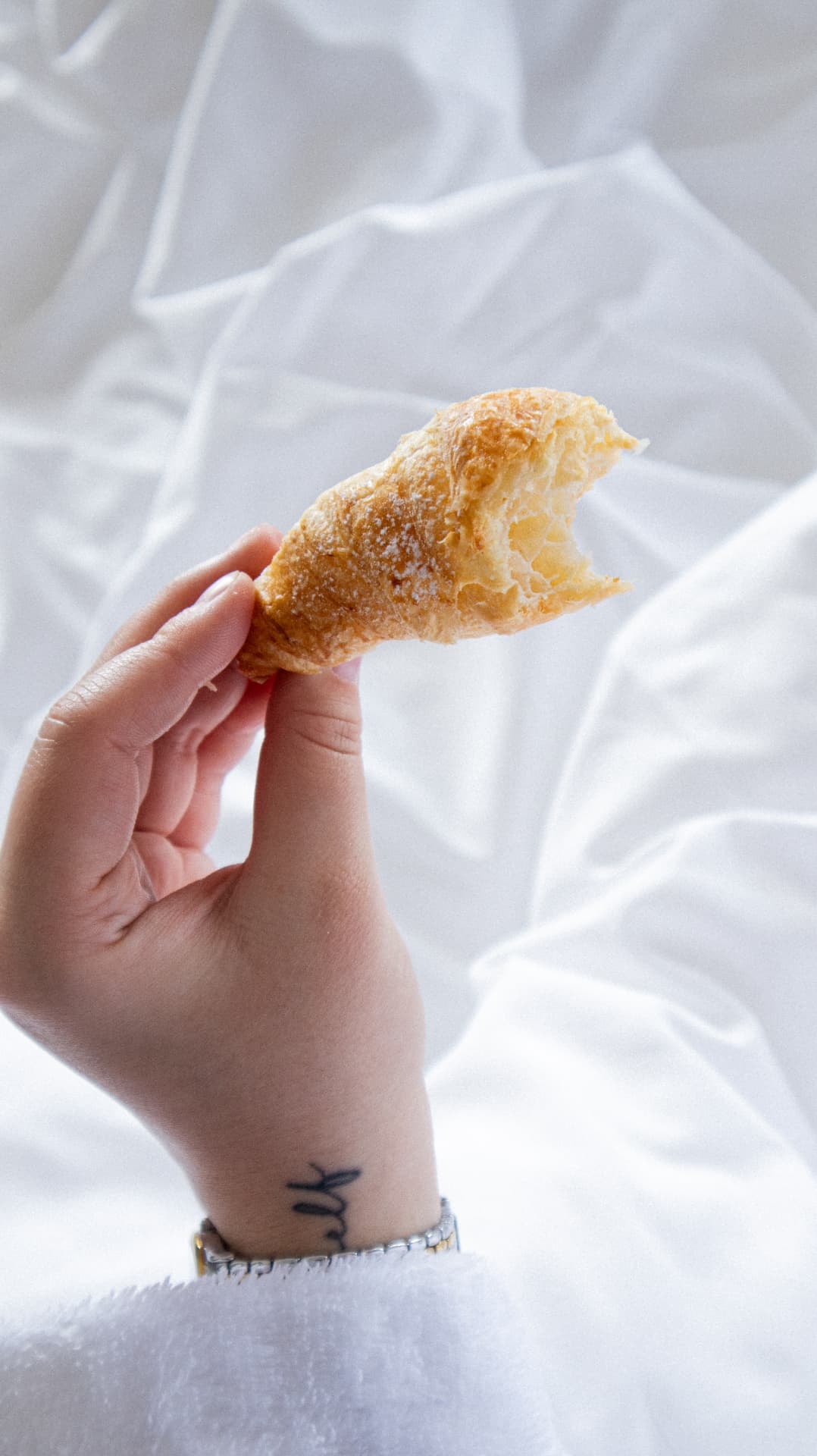 Croissant mot vita lakan